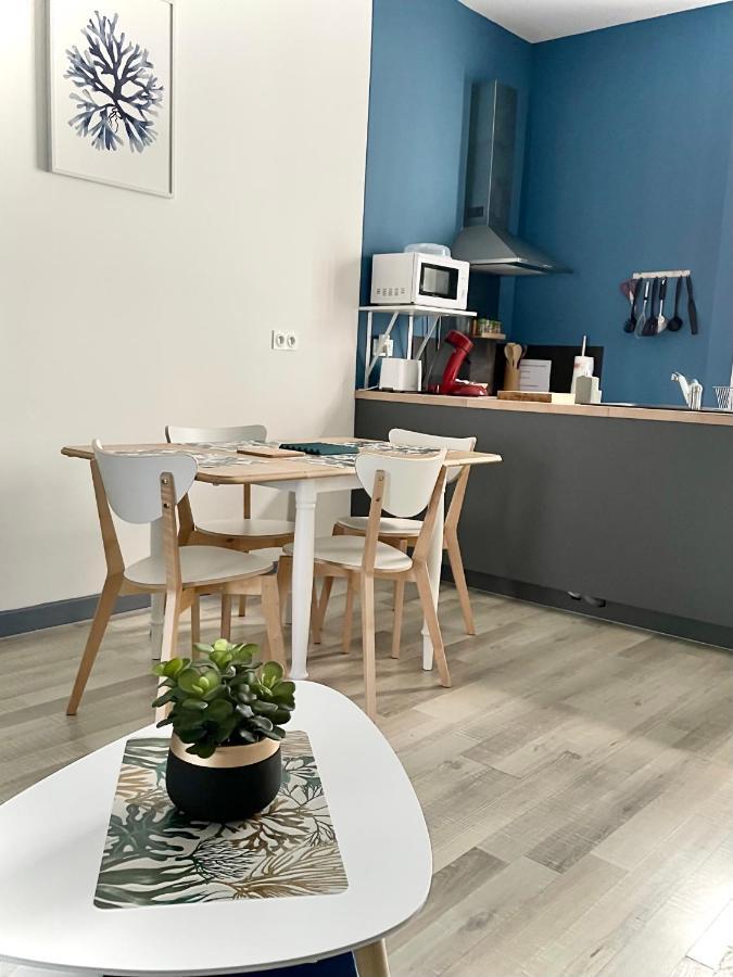 La Bateliere, Appartement Mer Avec Patio Prive 梅尔·莱斯·拜恩斯 外观 照片