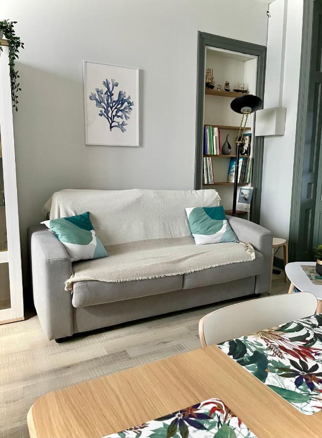 La Bateliere, Appartement Mer Avec Patio Prive 梅尔·莱斯·拜恩斯 外观 照片