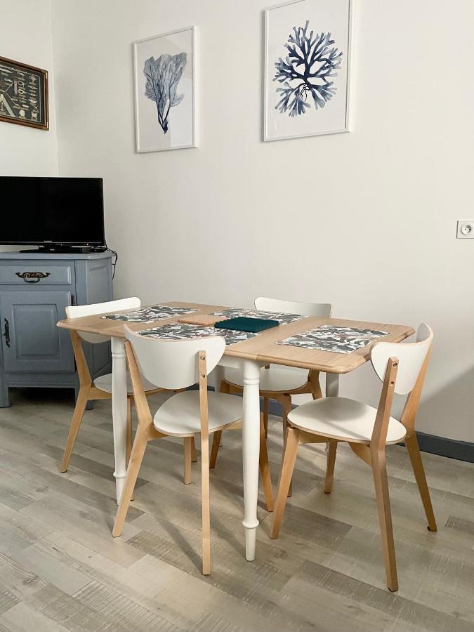 La Bateliere, Appartement Mer Avec Patio Prive 梅尔·莱斯·拜恩斯 外观 照片