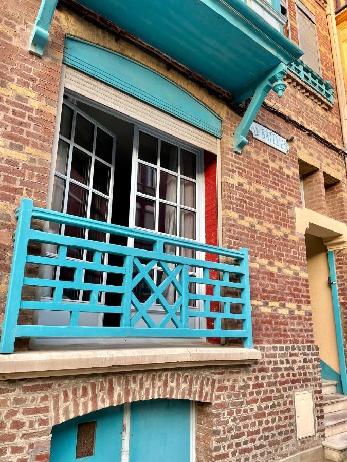 La Bateliere, Appartement Mer Avec Patio Prive 梅尔·莱斯·拜恩斯 外观 照片